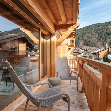 Arole - By Emerald Morzine