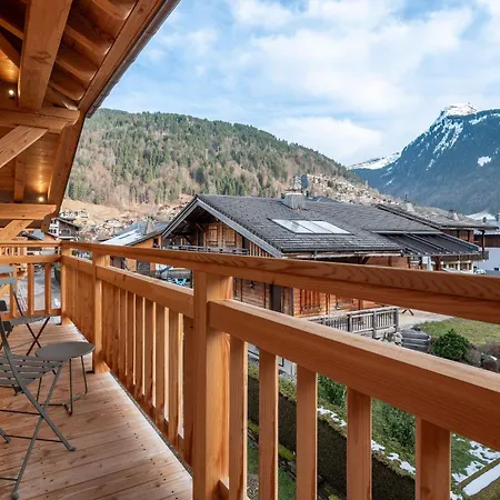 Arole - By Emerald Morzine